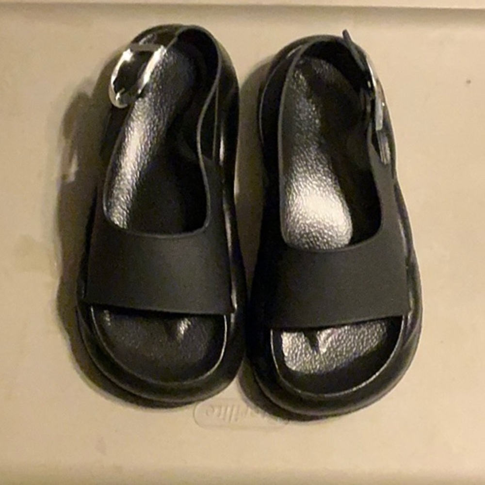 Women’s platform sandals